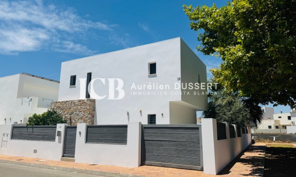 Revente - Villa -
San Pedro del Pinatar - Lo Pagan