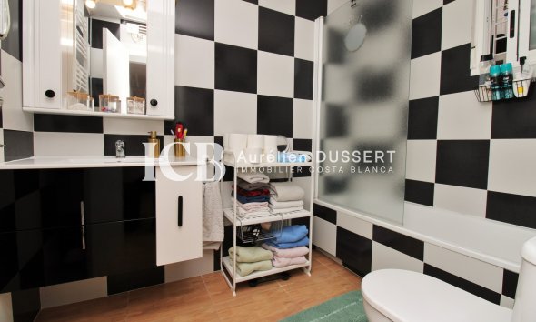 Revente - Maison mitoyenne -
Orihuela Costa - Villamartín