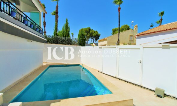 Revente - Maison individuelle -
Orihuela Costa - Villamartín