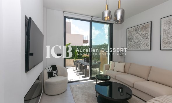 Revente - Villa -
Orihuela Costa - Villamartín