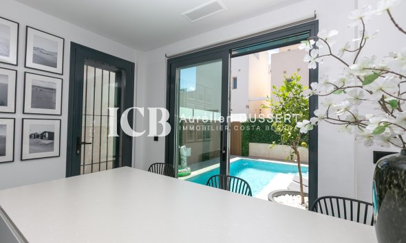 Revente - Villa -
Orihuela Costa - Villamartín