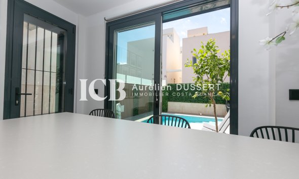 Revente - Villa -
Orihuela Costa - Villamartín
