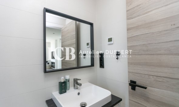 Revente - Villa -
Orihuela Costa - Villamartín