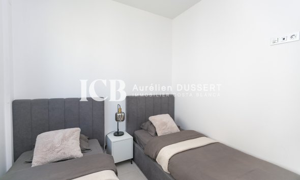 Revente - Villa -
Orihuela Costa - Villamartín