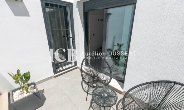 Revente - Villa -
Orihuela Costa - Villamartín