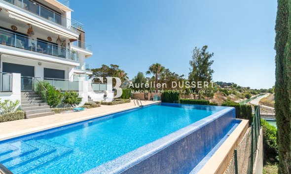 Revente - Appartement -
Orihuela Costa - Villamartín