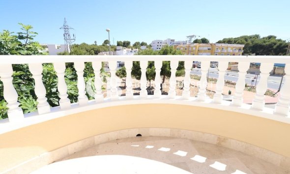 Revente - Maison individuelle -
Orihuela Costa - Las Filipinas