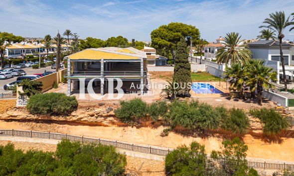 Revente - Villa -
Orihuela Costa - Cabo Roig