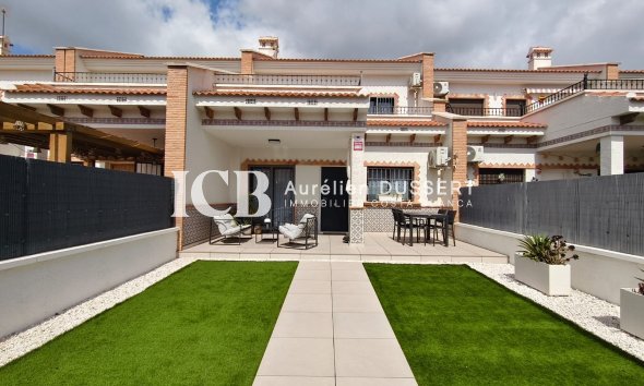Resale - Townhouse -
San Miguel de Salinas