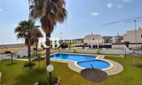 Resale - Townhouse -
San Miguel de Salinas