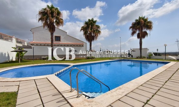 Resale - Townhouse -
San Miguel de Salinas