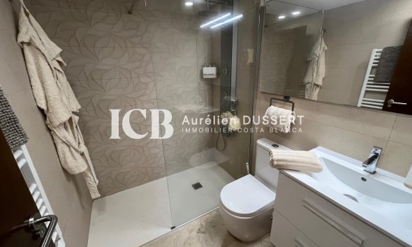 Revente - Appartement -
Punta Prima - Torrevieja