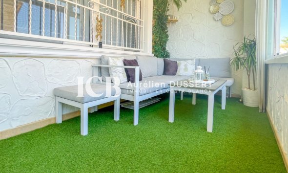 Revente - Maison mitoyenne -
Punta Prima - Torrevieja
