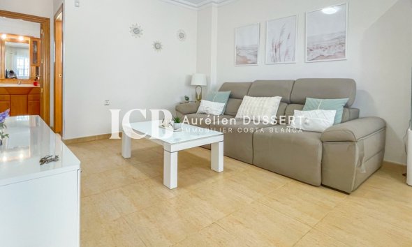 Revente - Maison mitoyenne -
Punta Prima - Torrevieja