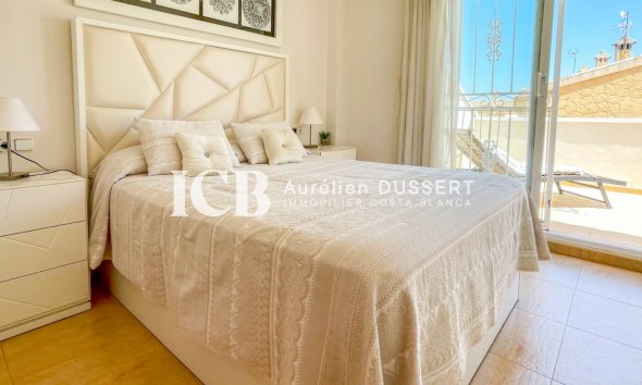 Revente - Maison mitoyenne -
Punta Prima - Torrevieja