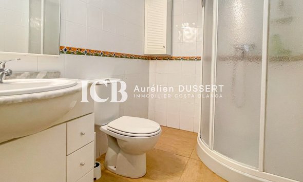 Revente - Maison mitoyenne -
Punta Prima - Torrevieja