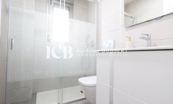 Revente - Appartement -
Orihuela Costa - Los Dolses