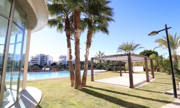 Revente - Appartement -
Orihuela Costa - Los Dolses