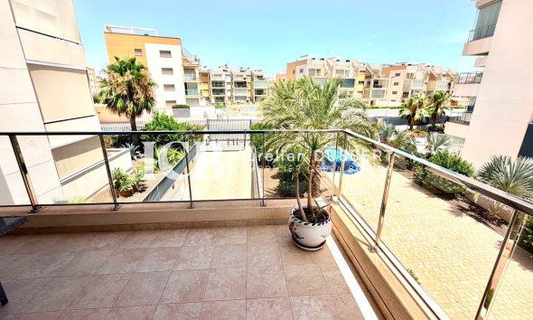 Revente - Appartement -
Orihuela Costa - Los Dolses