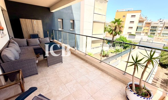 Revente - Appartement -
Orihuela Costa - Los Dolses