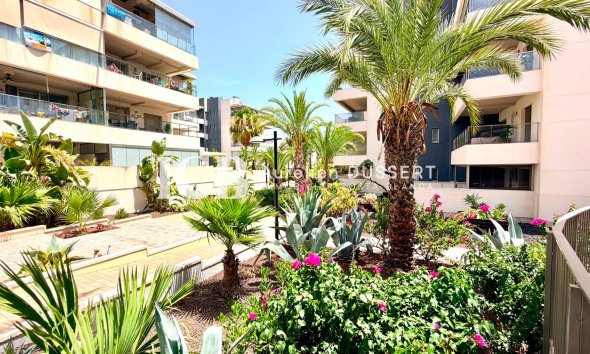 Revente - Appartement -
Orihuela Costa - Los Dolses