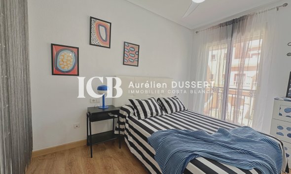 Revente - Maison mitoyenne -
Orihuela Costa - La Zenia