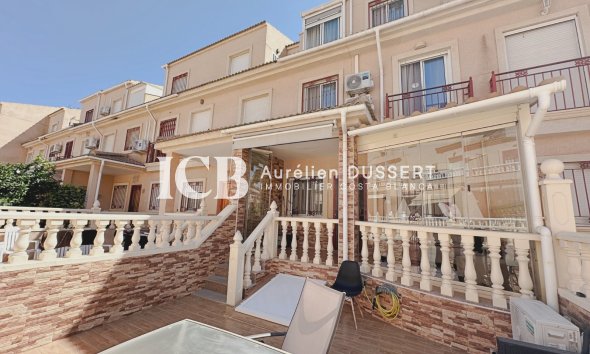 Revente - Maison mitoyenne -
Orihuela Costa - La Zenia
