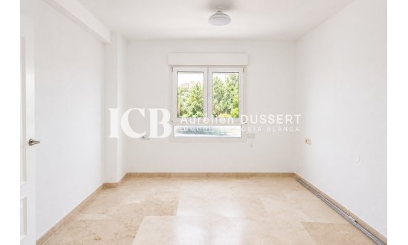 Revente - Appartement -
Orihuela Costa - Campoamor