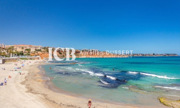 Revente - Appartement -
Orihuela Costa - Campoamor