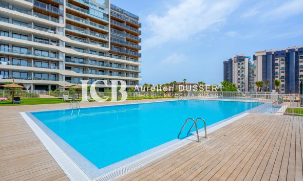 Revente - Appartement -
Punta Prima - Torrevieja