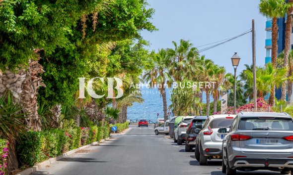 Revente - Appartement -
Punta Prima - Torrevieja