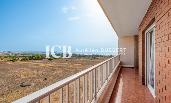 Revente - Appartement -
Punta Prima - Torrevieja