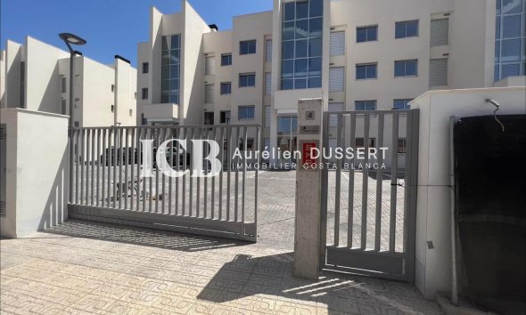 Revente - Appartement -
Orihuela Costa