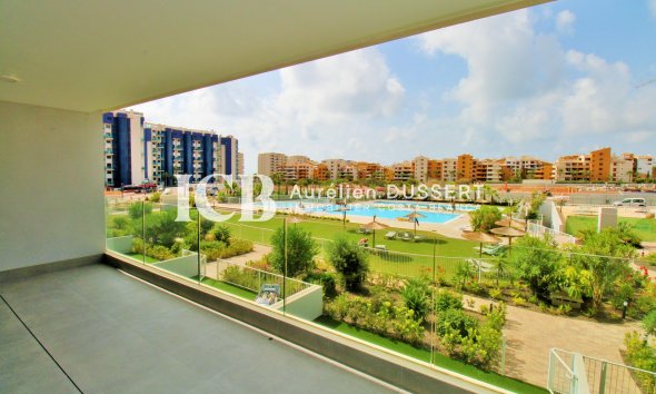Revente - Appartement -
Punta Prima - Torrevieja