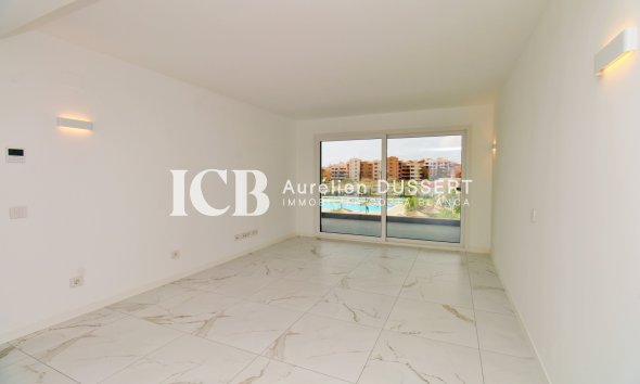 Revente - Appartement -
Punta Prima - Torrevieja