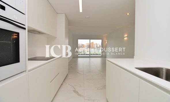 Revente - Appartement -
Punta Prima - Torrevieja