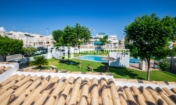 Revente - Maison mitoyenne -
Los Balcones - Torrevieja