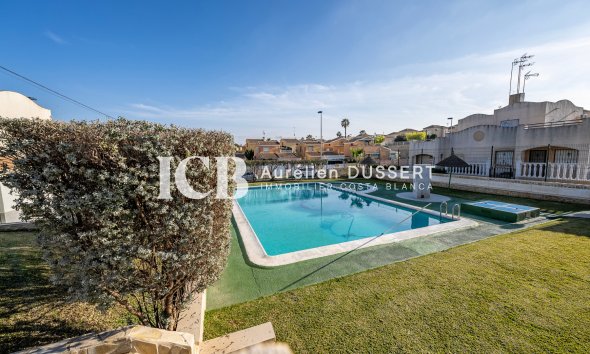 Revente - Maison mitoyenne -
Los Balcones - Torrevieja