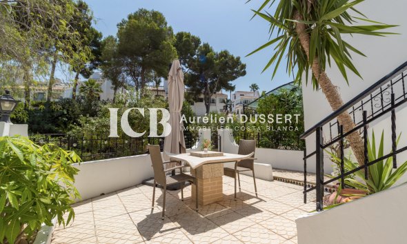 Resale - Townhouse -
Orihuela Costa - Villamartín