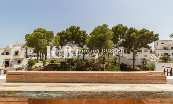 Resale - Townhouse -
Orihuela Costa - Villamartín