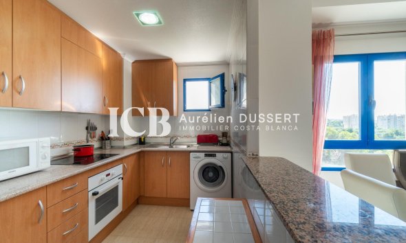 Resale - Apartment / flat -
Orihuela Costa - Campoamor
