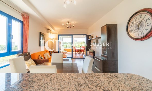 Resale - Apartment / flat -
Orihuela Costa - Campoamor