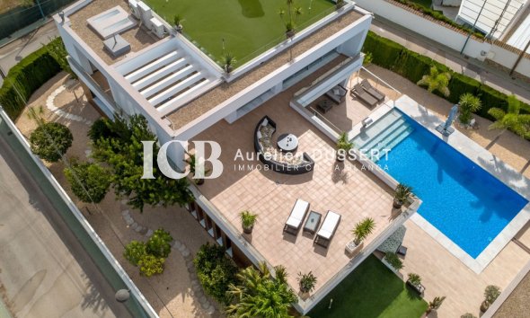 Revente - Villa -
Pinar de Campoverde