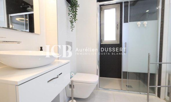 Revente - Appartement -
Orihuela Costa - Los Dolses