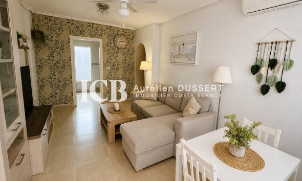 Reventa - Apartamento / piso -
Orihuela Costa - Los Altos