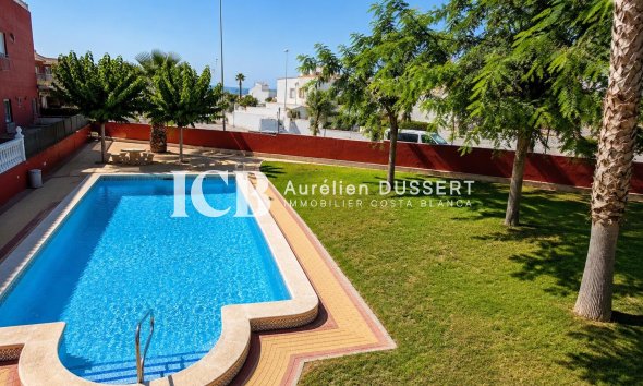 Reventa - Apartamento / piso -
Orihuela Costa - Los Altos