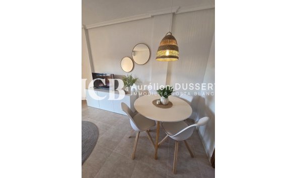 Reventa - Apartamento / piso -
Orihuela Costa - Los Altos