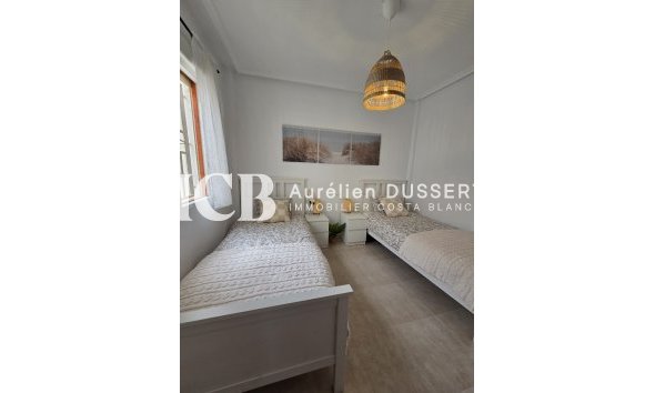 Reventa - Apartamento / piso -
Orihuela Costa - Los Altos