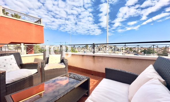 Reventa - Apartamento / piso -
Orihuela Costa - Playa Flamenca