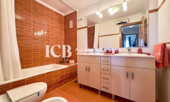 Reventa - Apartamento / piso -
Orihuela Costa - Playa Flamenca
